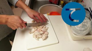 動画「レンチン胸肉とお皿洗い」